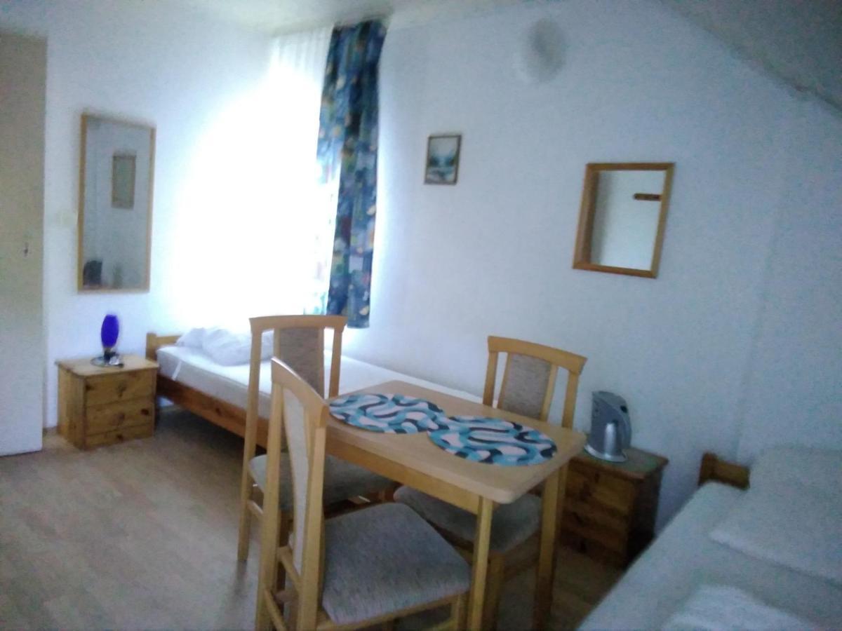 Bed and Breakfast Dom Pod Sosnami Mielno  Exteriér fotografie